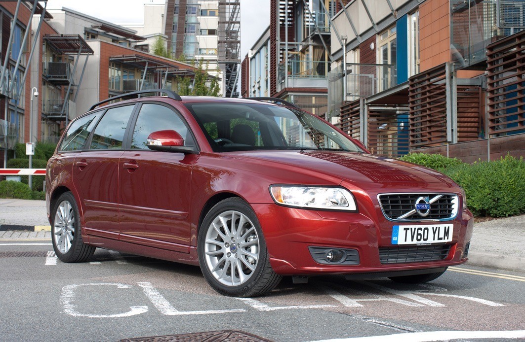 Volvo v50 deals transmission performance low